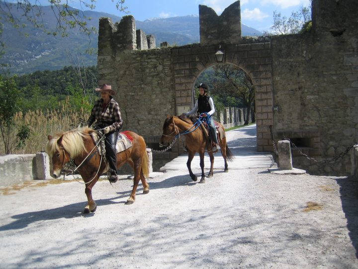 castel toblino