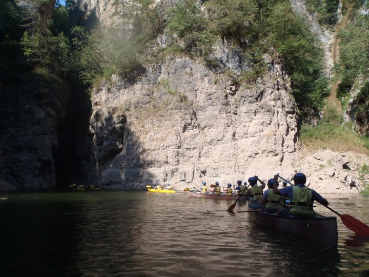 Canoa al Rio Novella